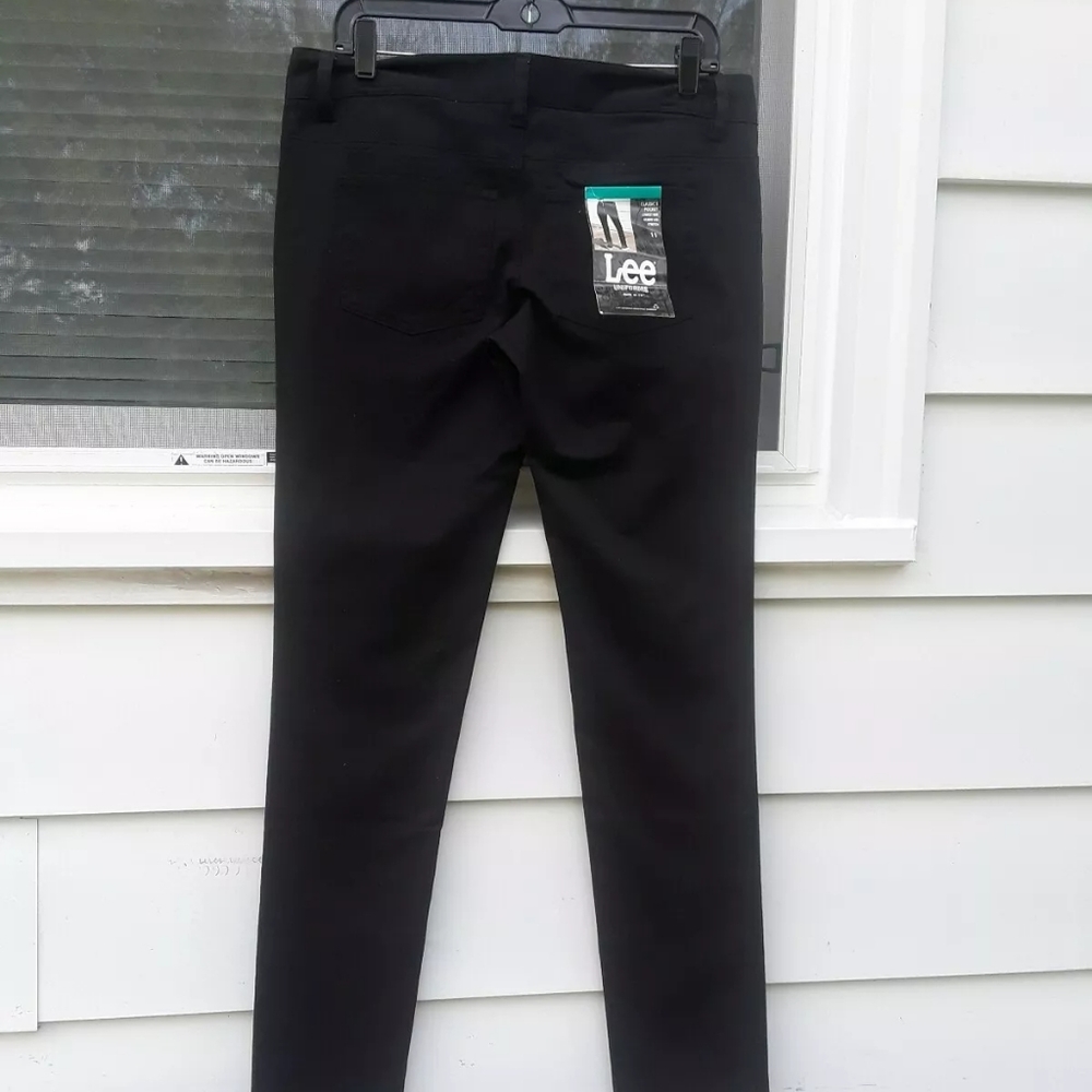 Lee Uniform 305 Junior Women's Jeans Stretch Sz 11 NWT Black Low Rise 5 Pocket